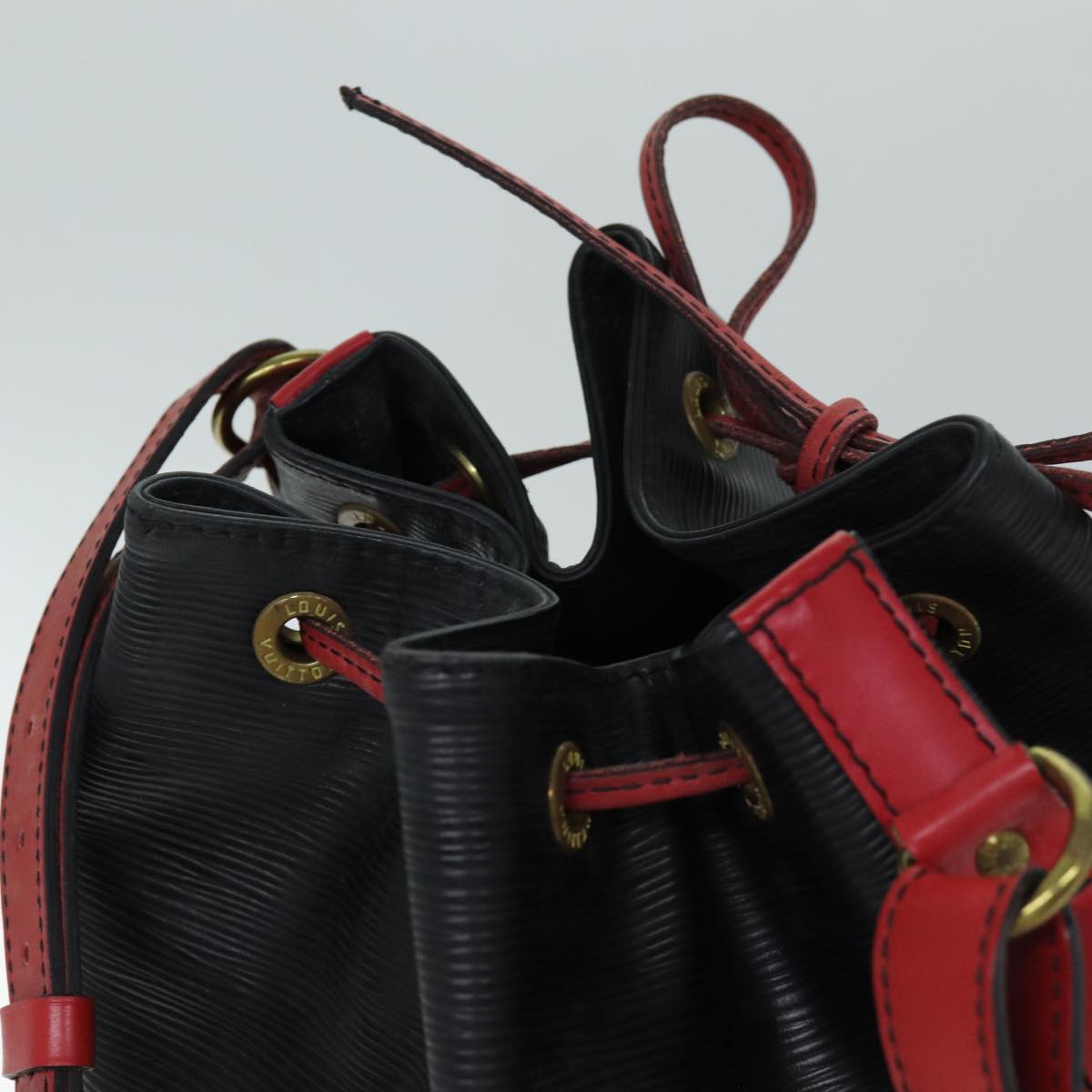 LOUIS VUITTON Epi Noe Shoulder Bag By color Black Red M44017 LV 75946