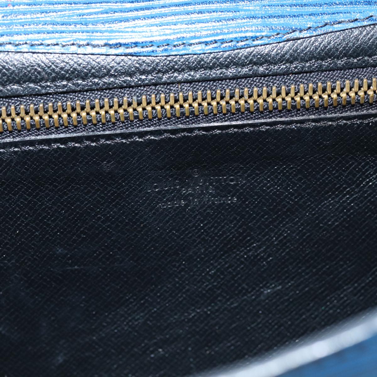 LOUIS VUITTON Epi Montaigne 23 Clutch Bag Blue M52665 LV 76032