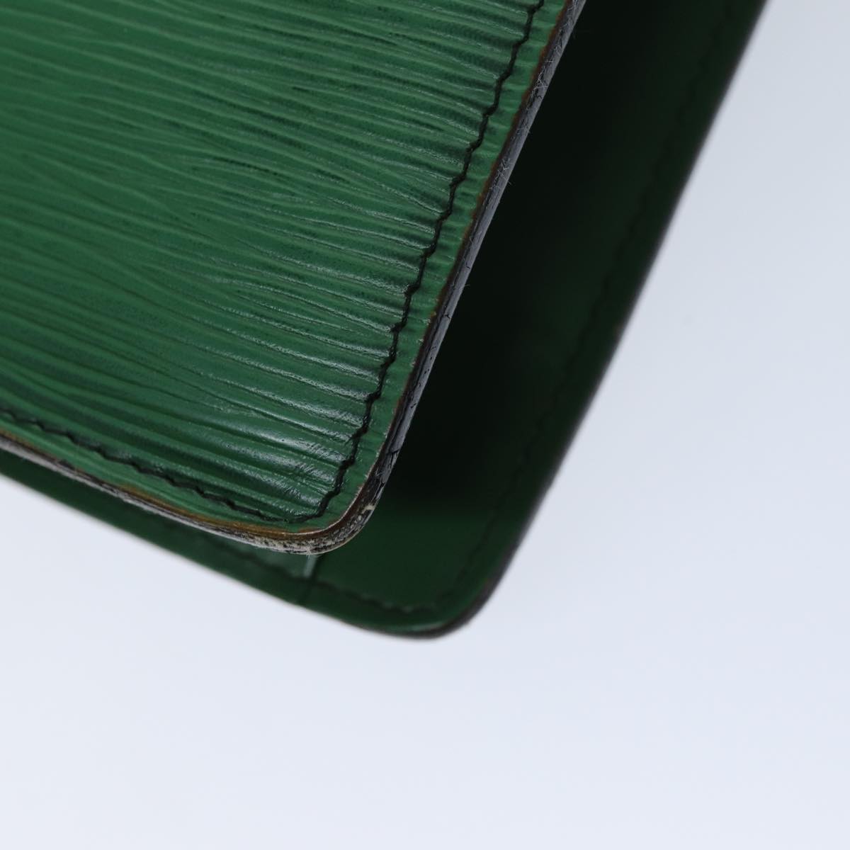 LOUIS VUITTON Epi Montaigne 27 Clutch Bag Green M52654 LV 76033