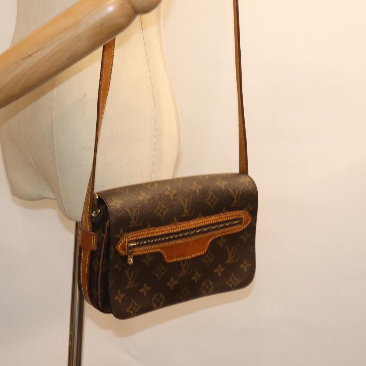 LOUIS VUITTON Monogram Saint Germain Shoulder Bag M51210 LV 76038