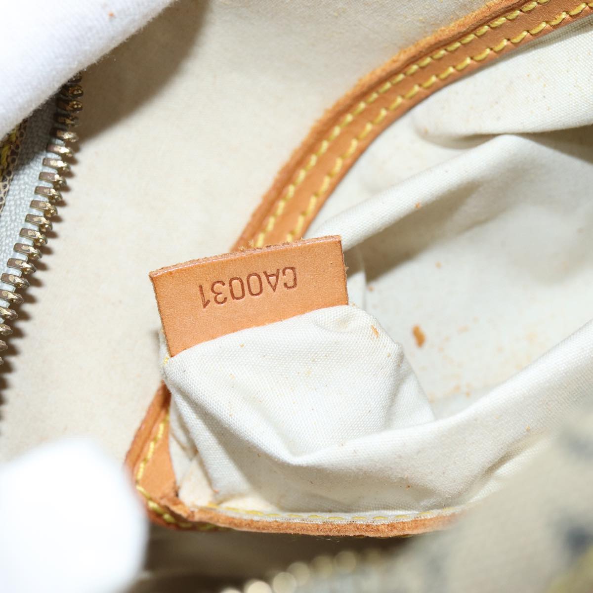 LOUIS VUITTON Monogram Mini Jeanne GM Shoulder Bag Blue M92000 LV 76043