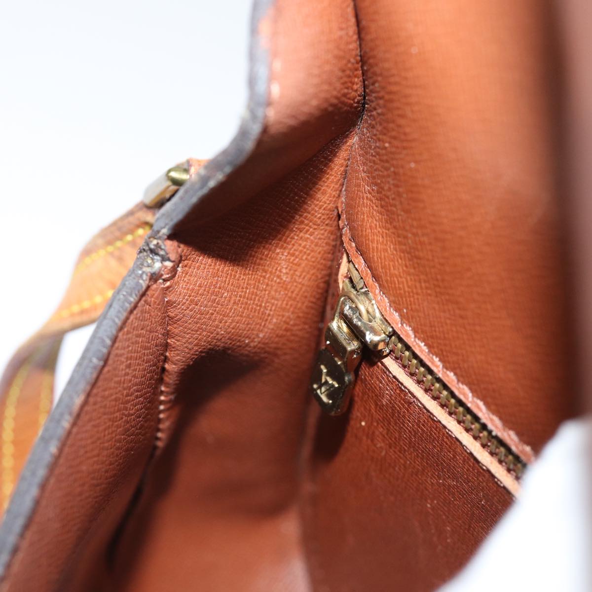 LOUIS VUITTON Monogram Saint Cloud MM Shoulder Bag M51243 LV 76046