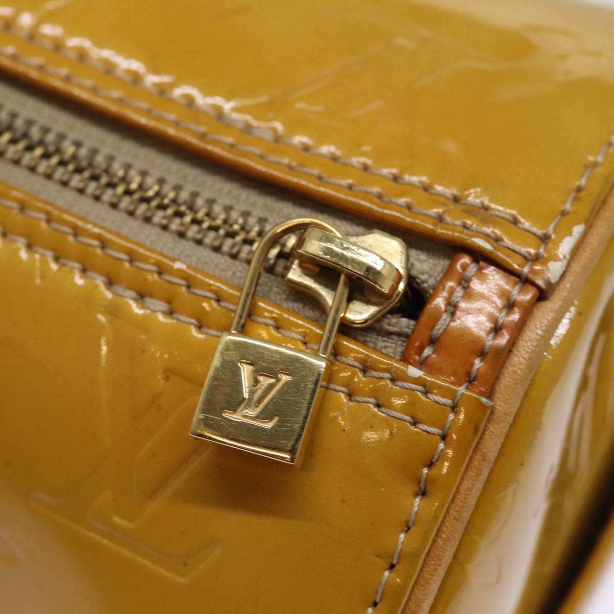 LOUIS VUITTON Monogram Vernis Bedford Hand Bag Beige M91006 LV 76054
