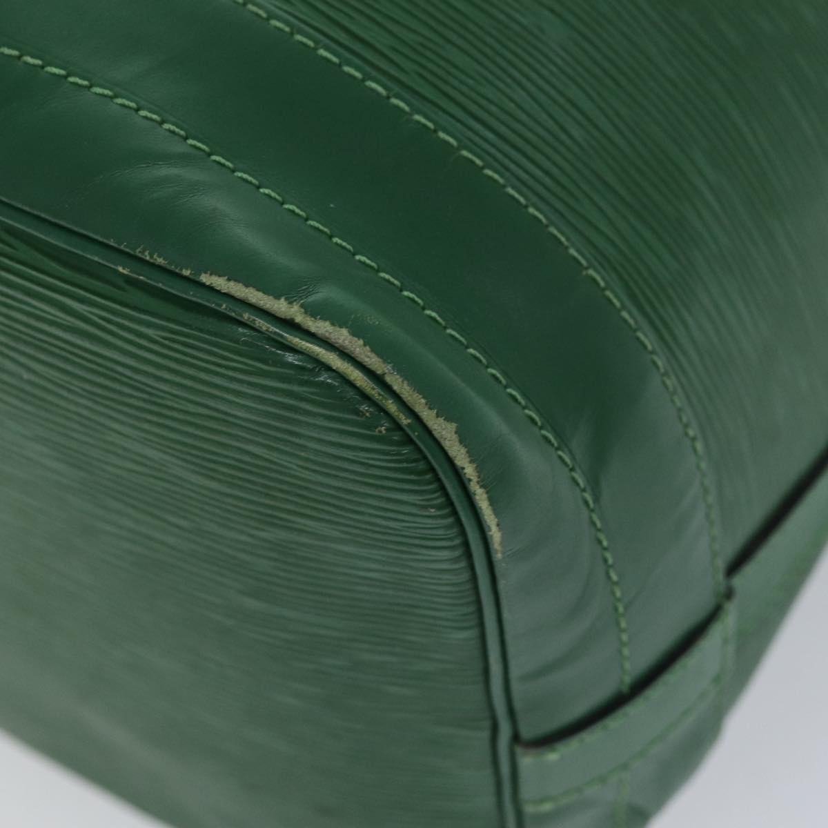 LOUIS VUITTON Epi Noe Shoulder Bag Green M44004 LV 76069