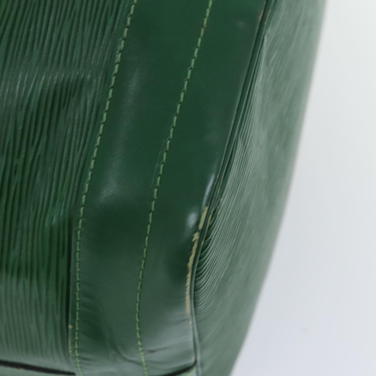 LOUIS VUITTON Epi Noe Shoulder Bag Green M44004 LV 76069