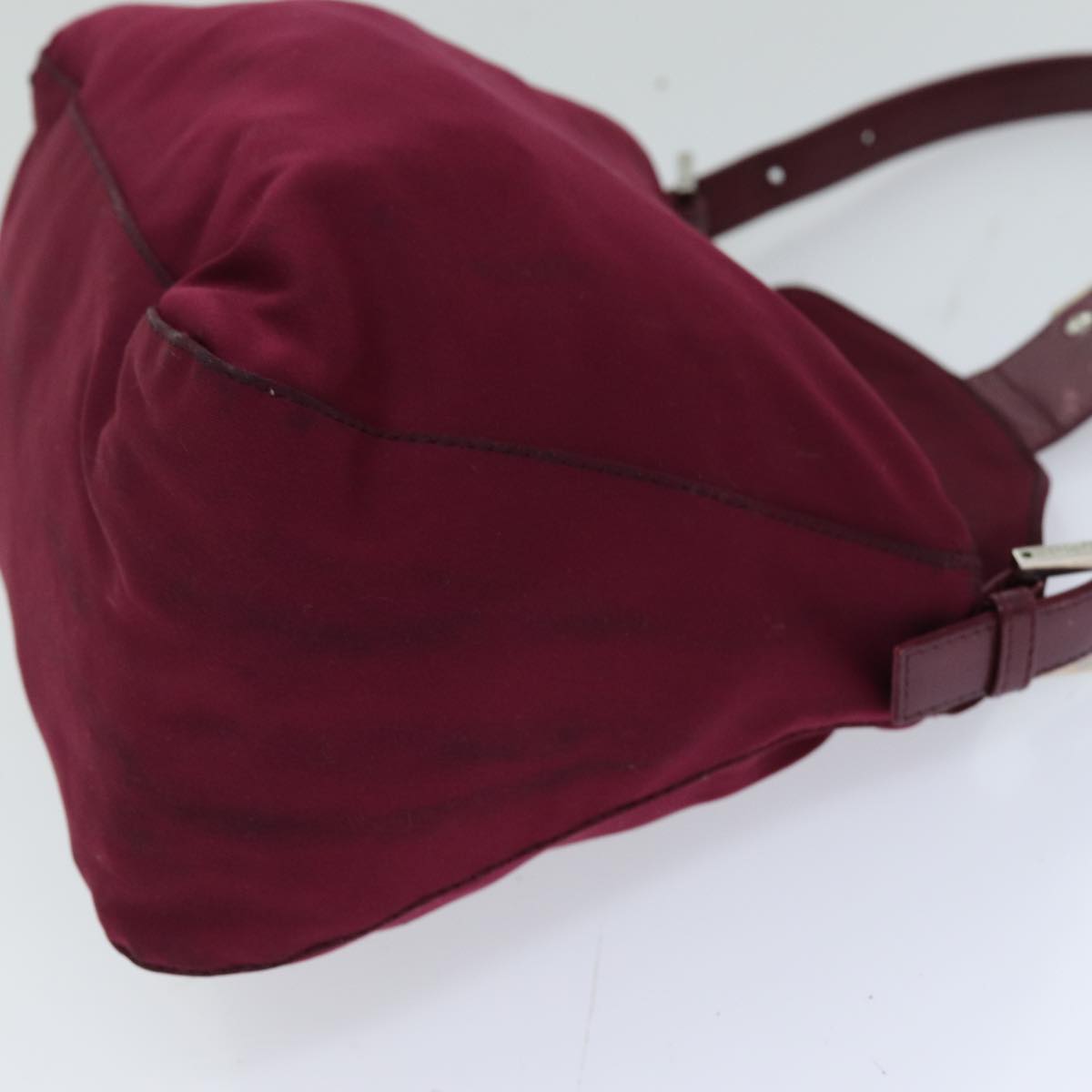 Luxury Fendi Mamma Baguette Shoulder Bag Nylon Bordeaux76102