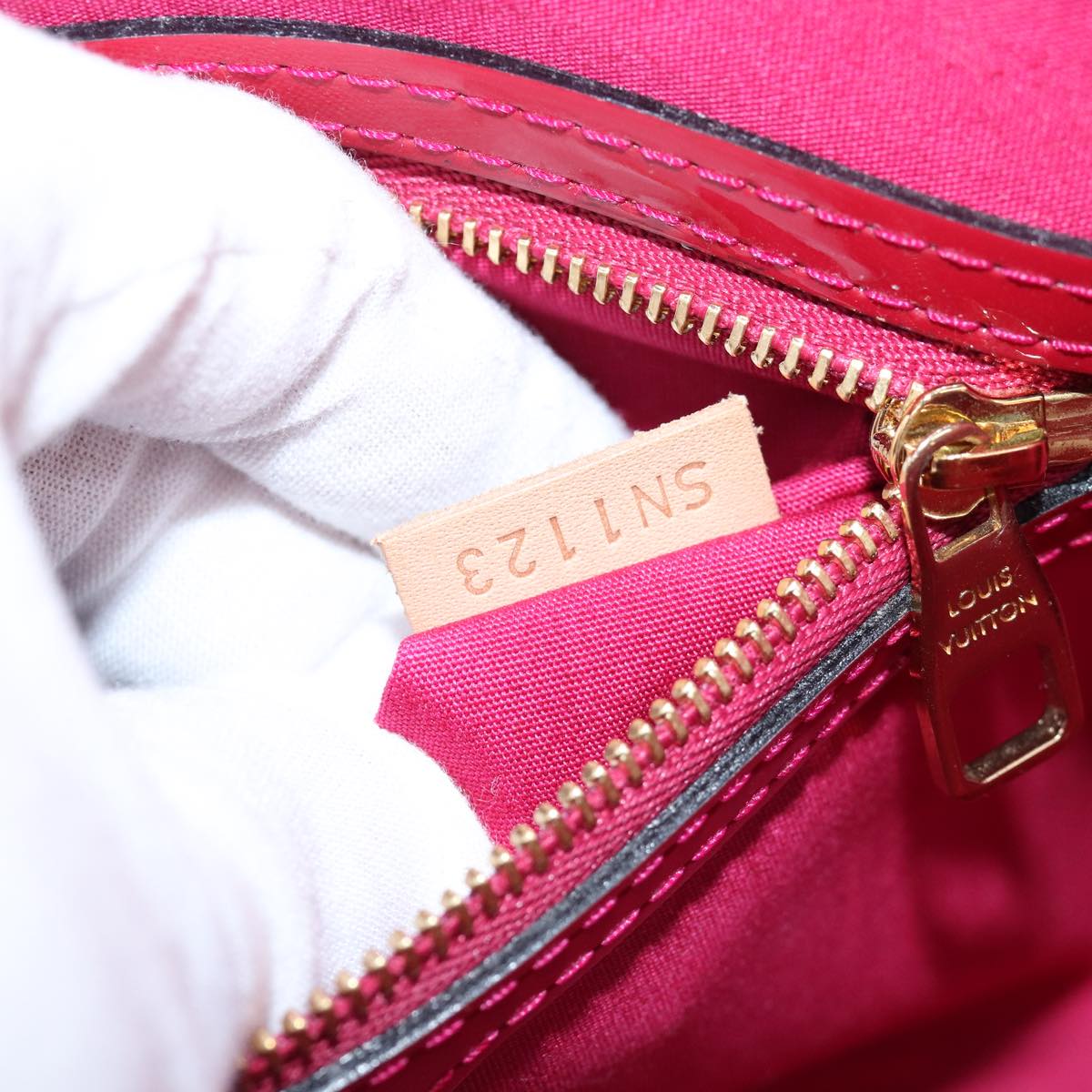 LOUIS VUITTON Monogram Vernis Catalina BB Hand Bag Rose Andian M90016 76190