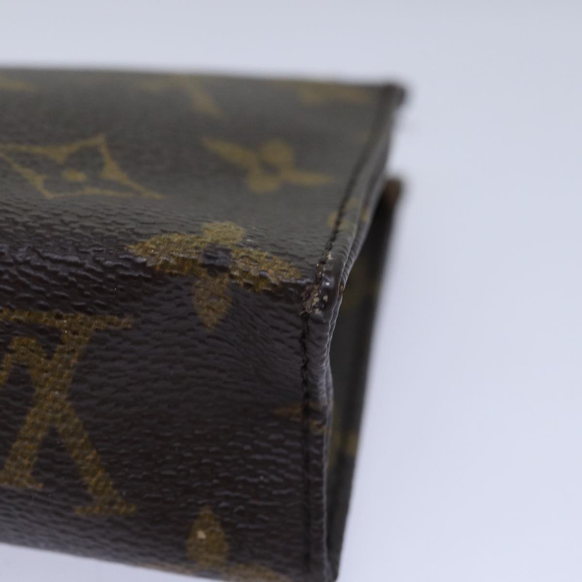 LOUIS VUITTON Monogram Poche Toilette 15 Pouch M47546 LV 76270