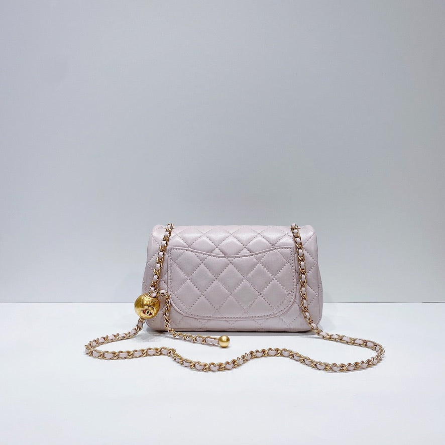No.3604-Chanel Pearl Crush Mini Flap Bag 20cm (Unused / 未使用品)