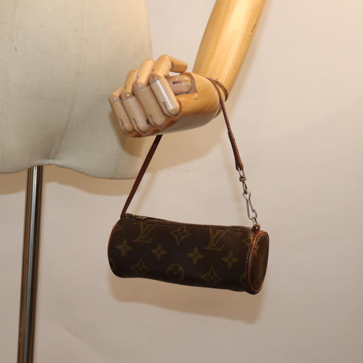 LOUIS VUITTON Monogram Papillon Pouch LV 76462