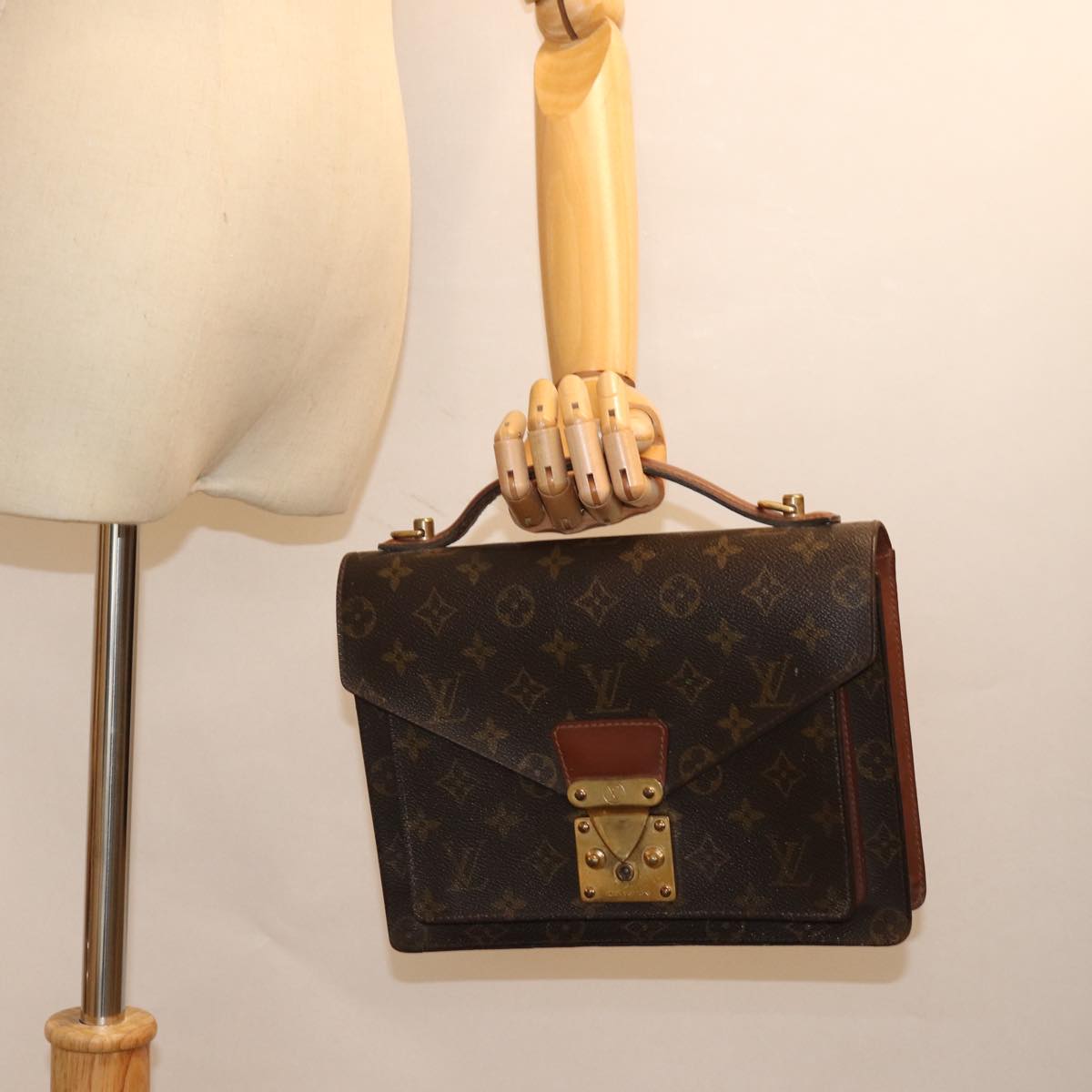 LOUIS VUITTON Monogram Monceau 26 Shoulder Bag M51187 LV 76538