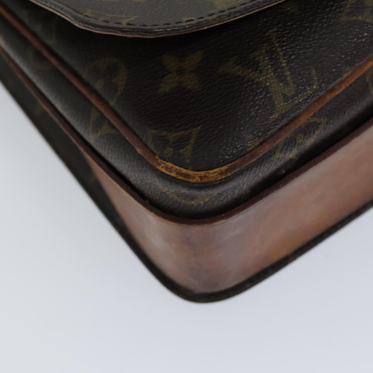 LOUIS VUITTON Monogram Cartouchiere GM Shoulder Bag M51252 LV 76539