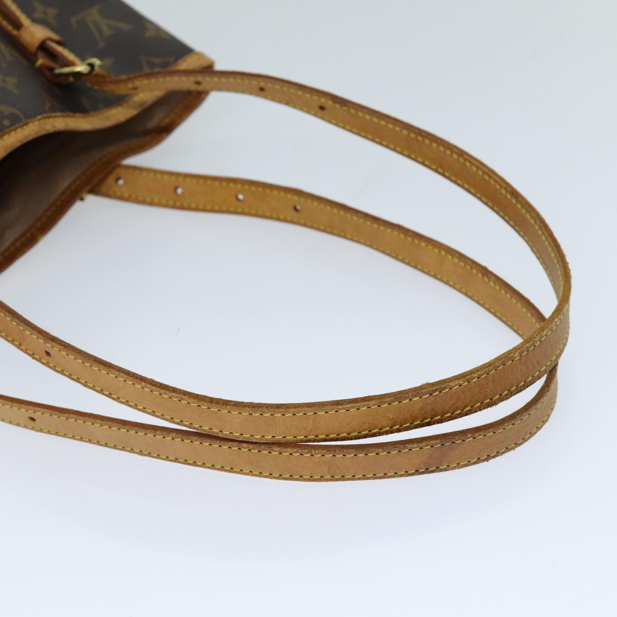 LOUIS VUITTON Monogram Bucket GM Shoulder Bag M42236 LV 76556
