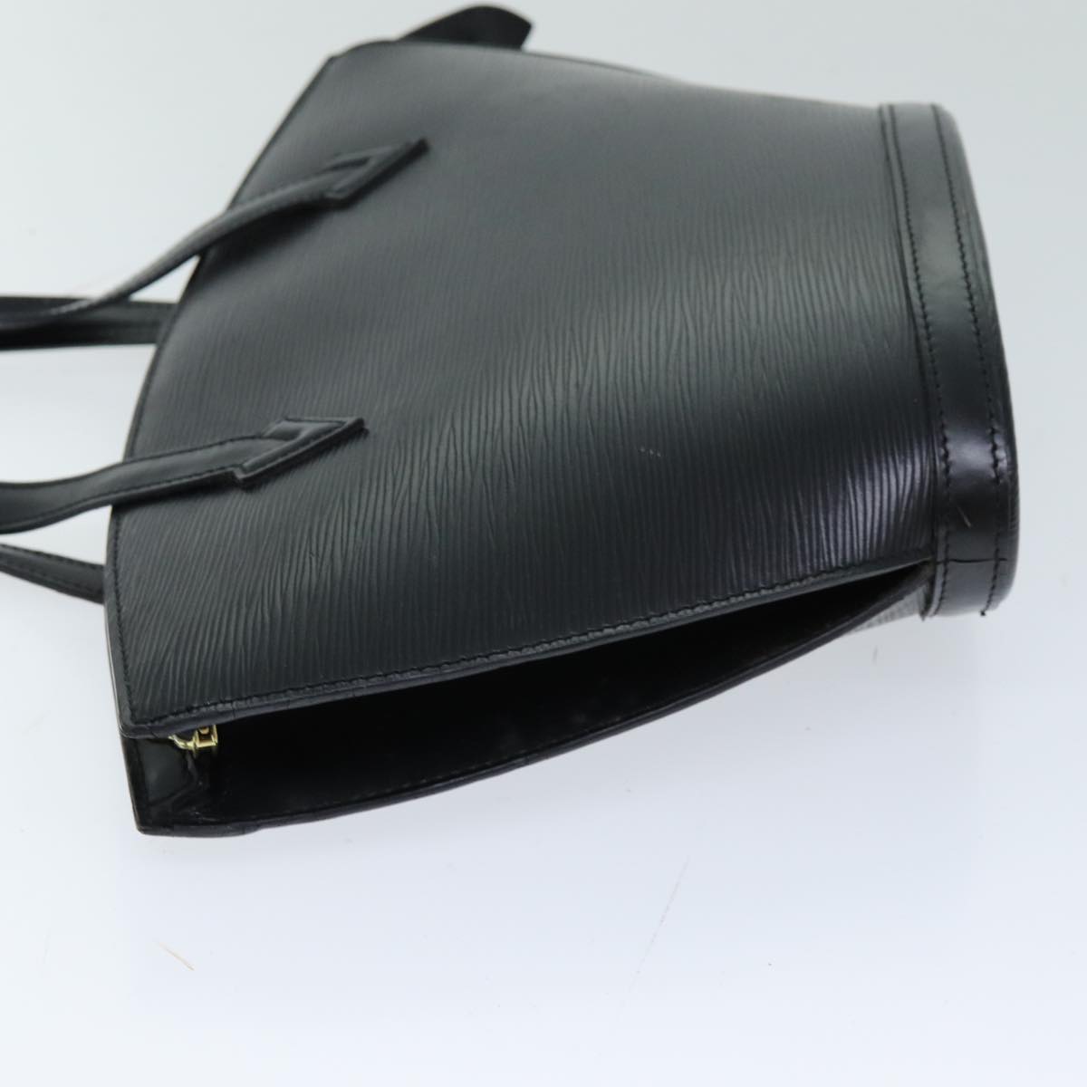 LOUIS VUITTON Epi Saint Jacques Hand Bag Black M52272 LV 76595