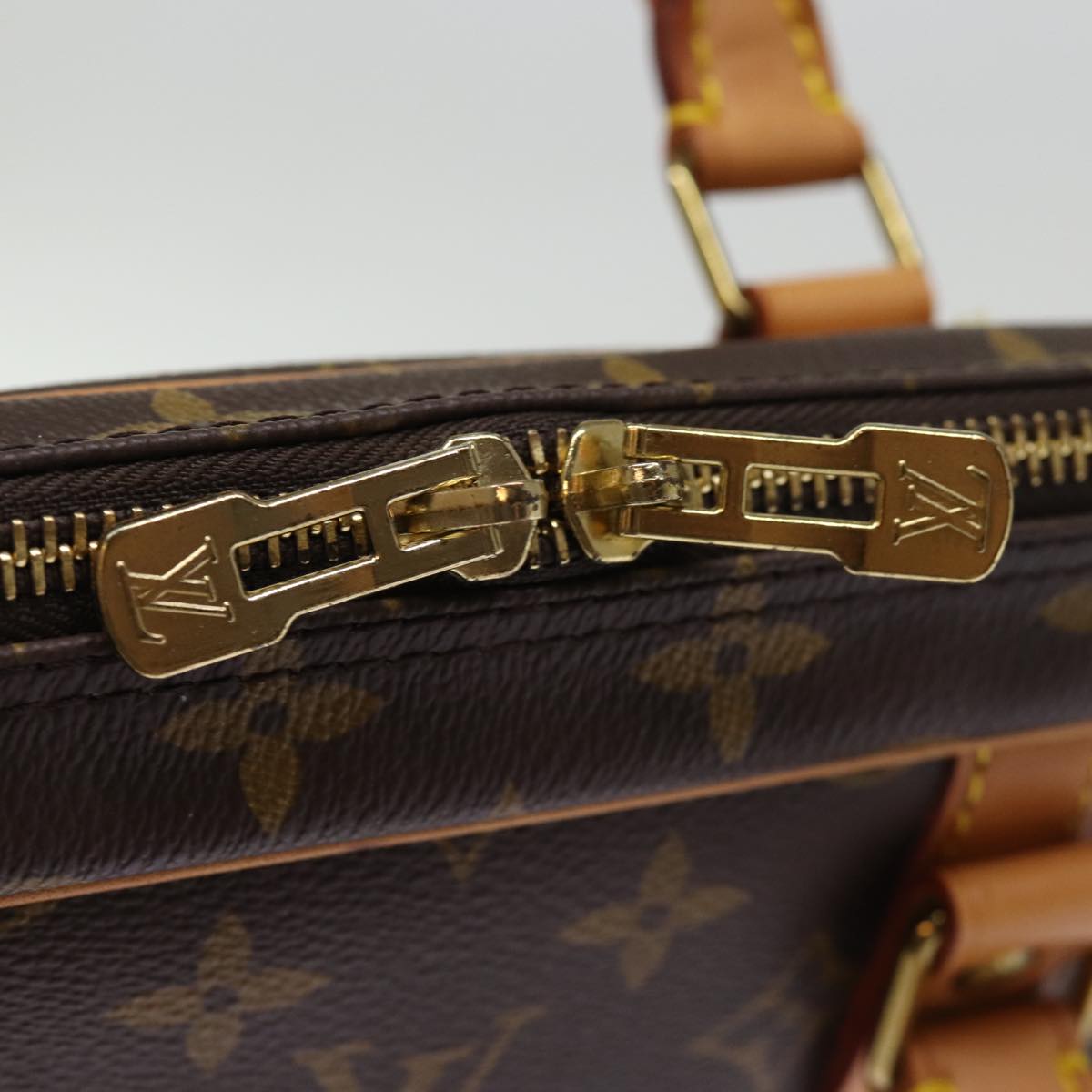 LOUIS VUITTON Monogram Porte Documents Voyage Business Bag M53361 LV 76619