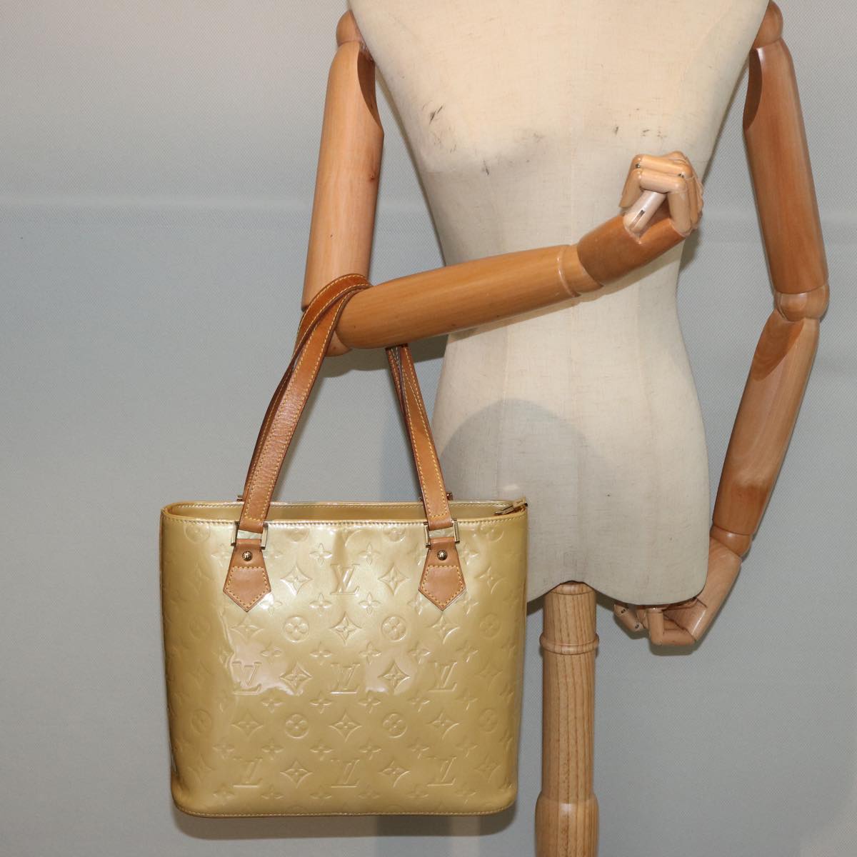 LOUIS VUITTON Monogram Vernis Houston Hand Bag Beige M91004 LV 76626