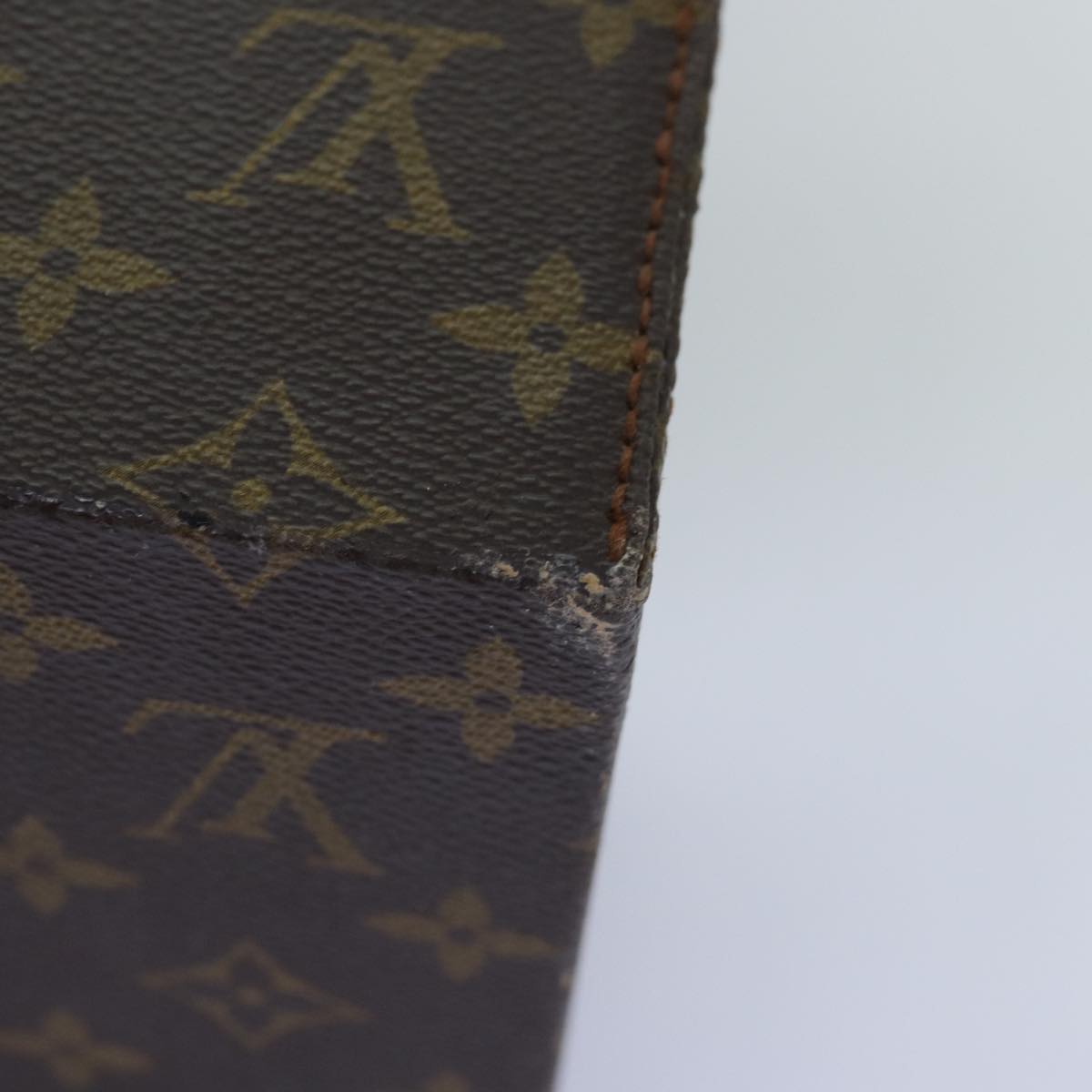 LOUIS VUITTON Monogram Boite A Tour Jewelry Box M47236 LV 76661