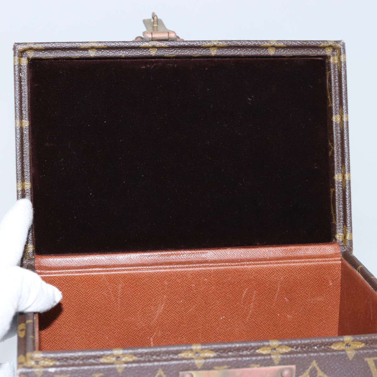 LOUIS VUITTON Monogram Boite A Tour Jewelry Box M47236 LV 76661
