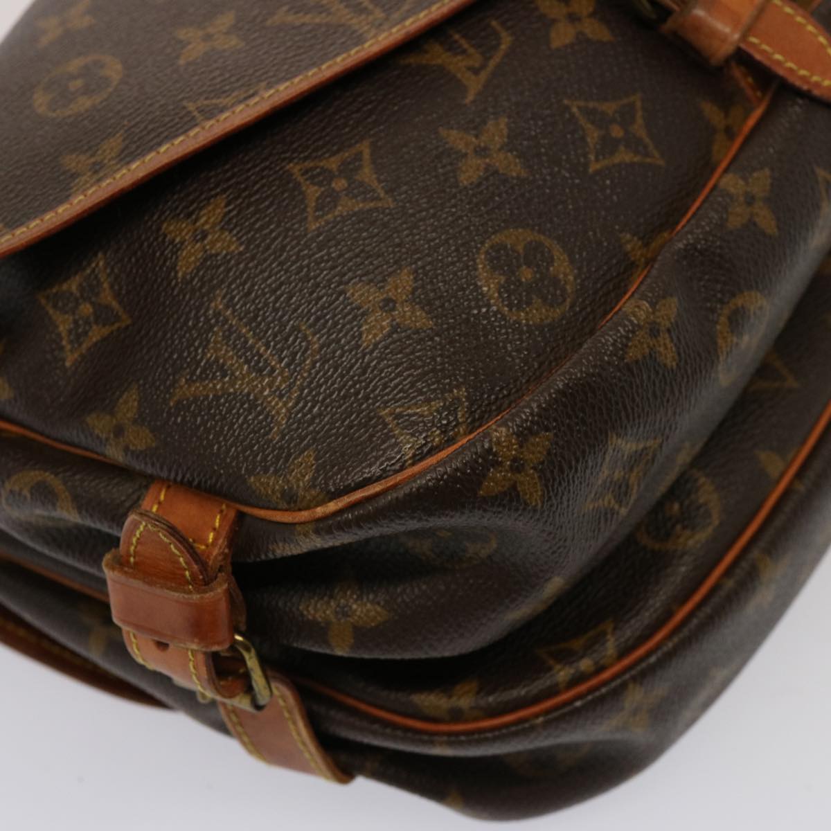 LOUIS VUITTON Monogram Saumur 30 Shoulder Bag M42256 LV 76686