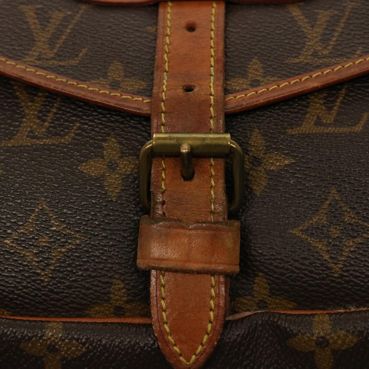 LOUIS VUITTON Monogram Saumur 30 Shoulder Bag M42256 LV 76686