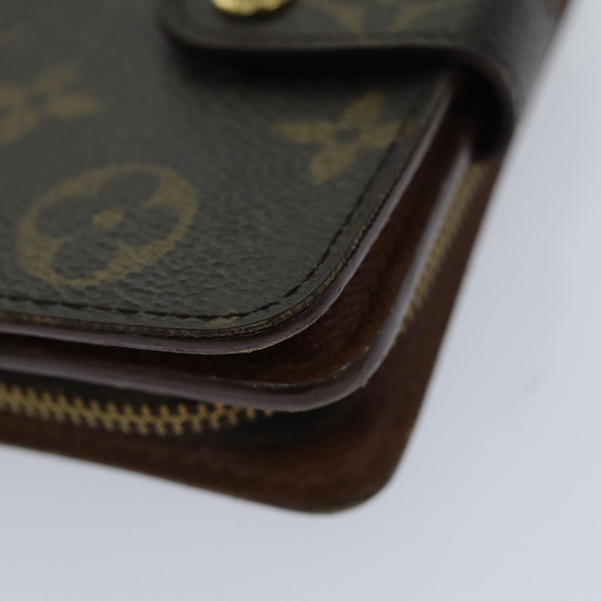 LOUIS VUITTON Monogram Compact Zip Wallet M61667 LV 76691
