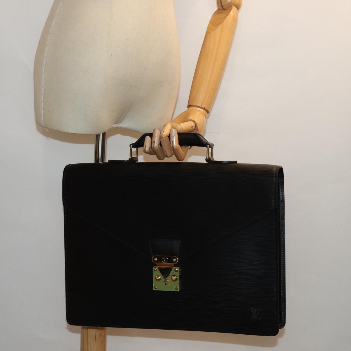 LOUIS VUITTON Epi Serviette Conseiller Briefcase Black M54422 LV 76713