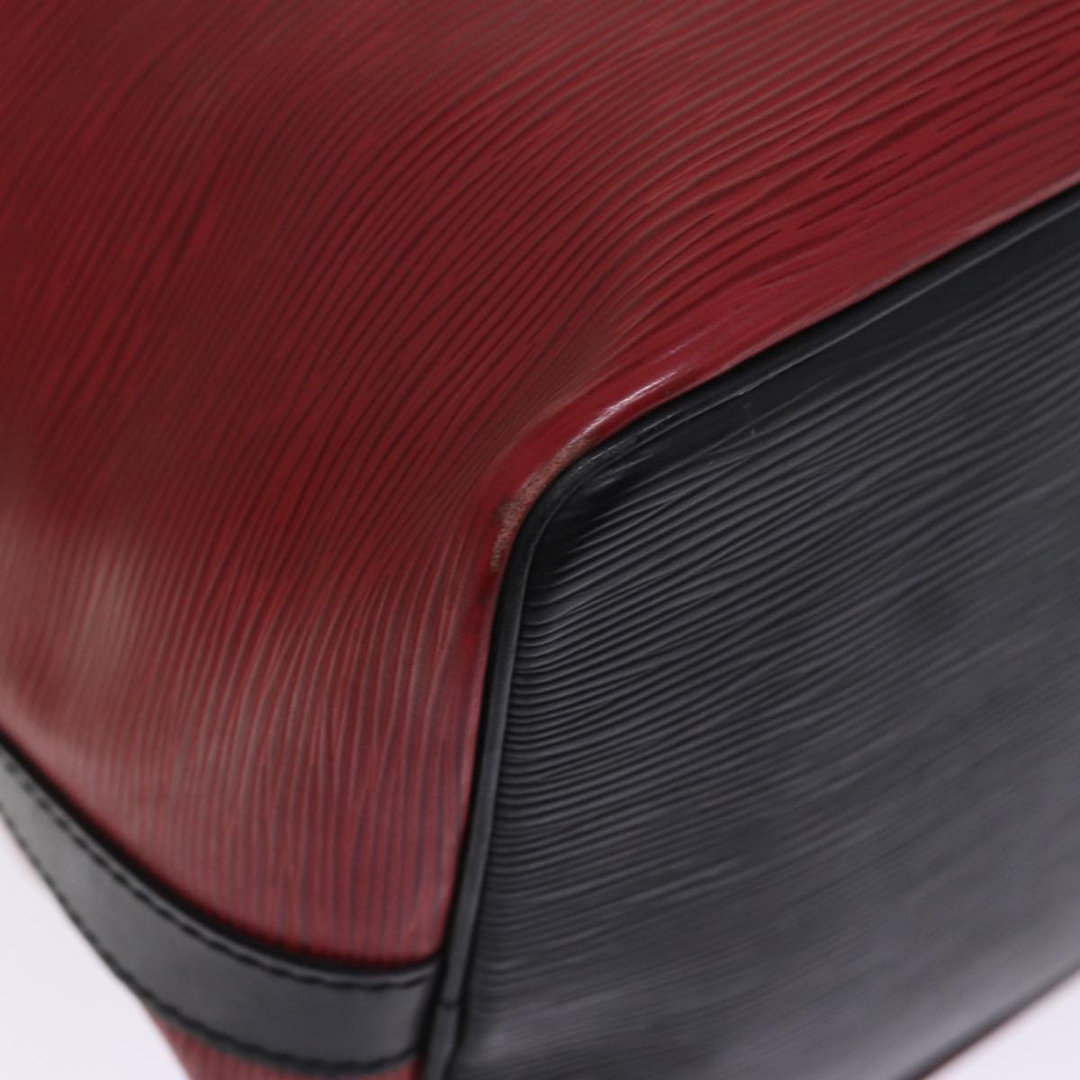 LOUIS VUITTON Epi Petit Noe Shoulder Bag Bicolor Black Red M44172 LV 76862