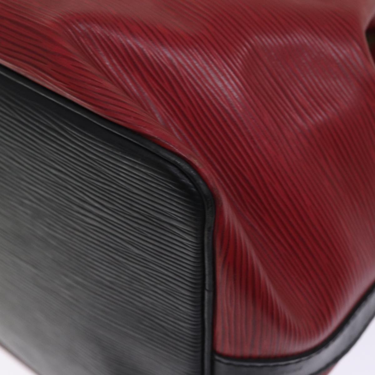 LOUIS VUITTON Epi Petit Noe Shoulder Bag Bicolor Black Red M44172 LV 76862