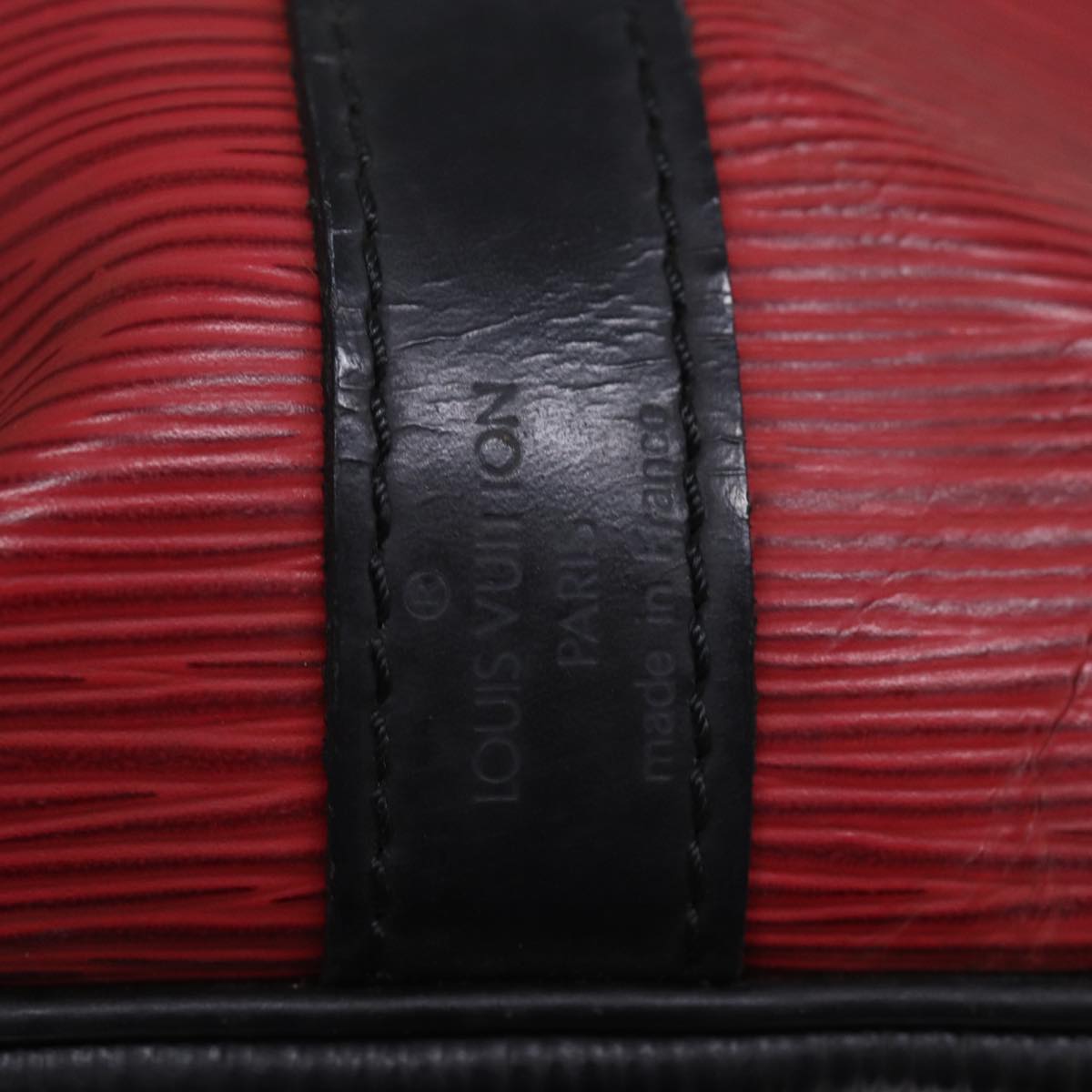 LOUIS VUITTON Epi Petit Noe Shoulder Bag Bicolor Black Red M44172 LV 76862