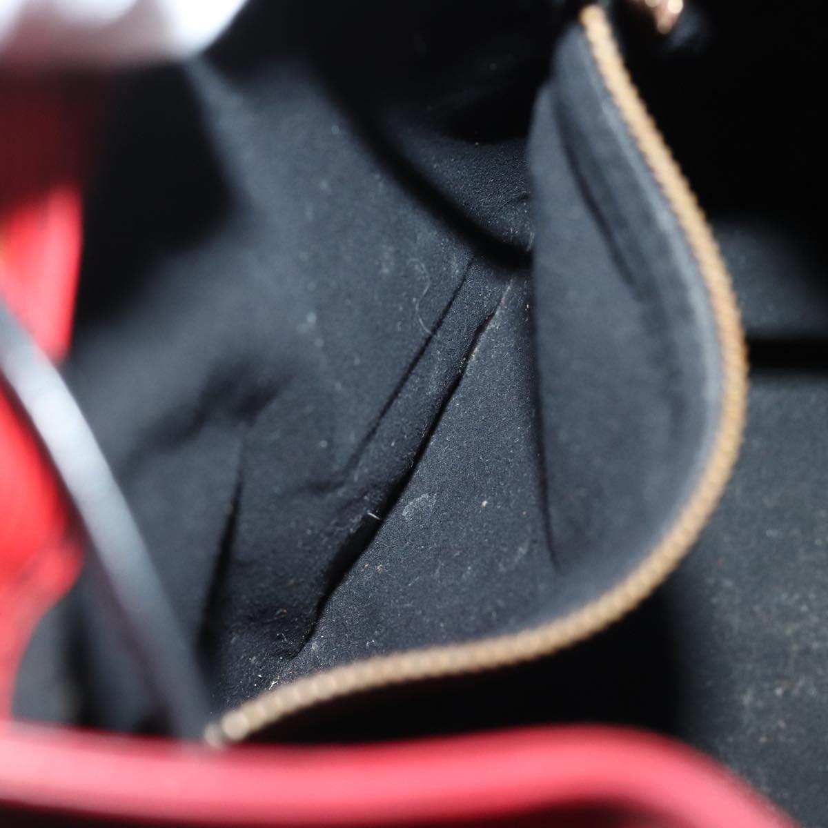 LOUIS VUITTON Epi Petit Noe Shoulder Bag Bicolor Black Red M44172 LV 76862