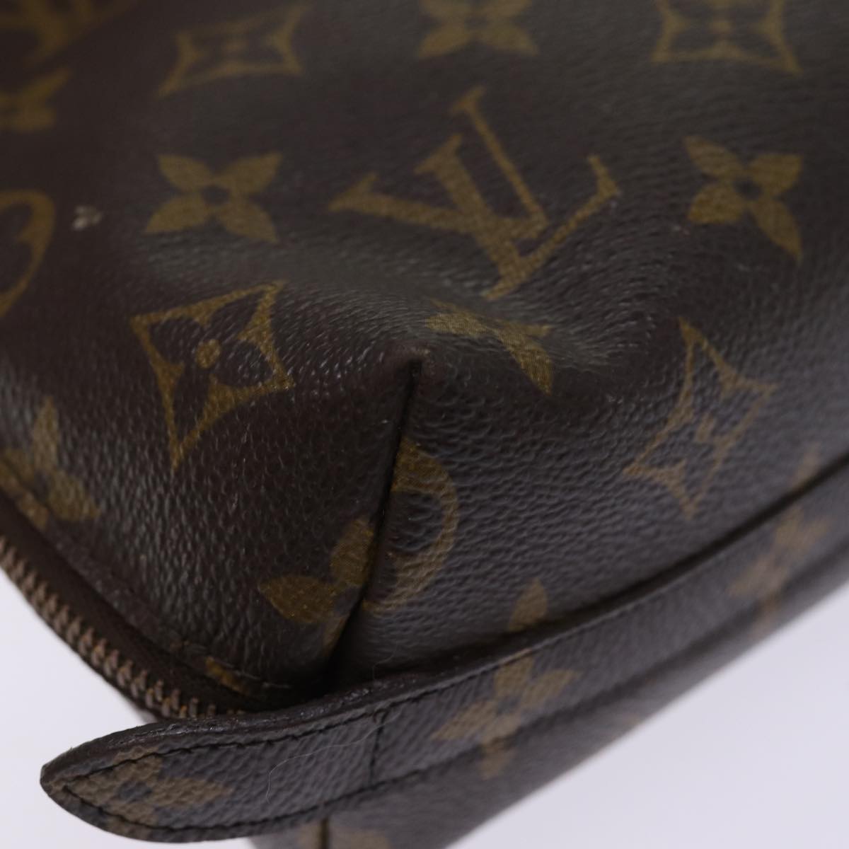 LOUIS VUITTON Monogram Trousse Demi Ronde Cosmetic Pouch M47520 LV 76931