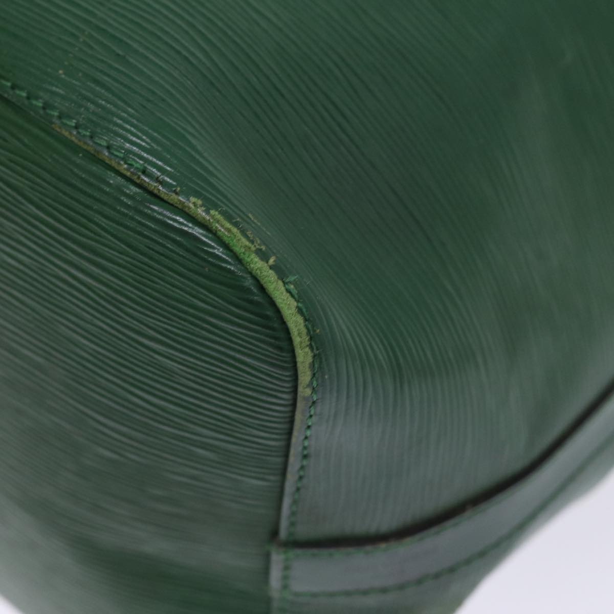 LOUIS VUITTON Epi Petit Noe Shoulder Bag Green M44104 LV 76937