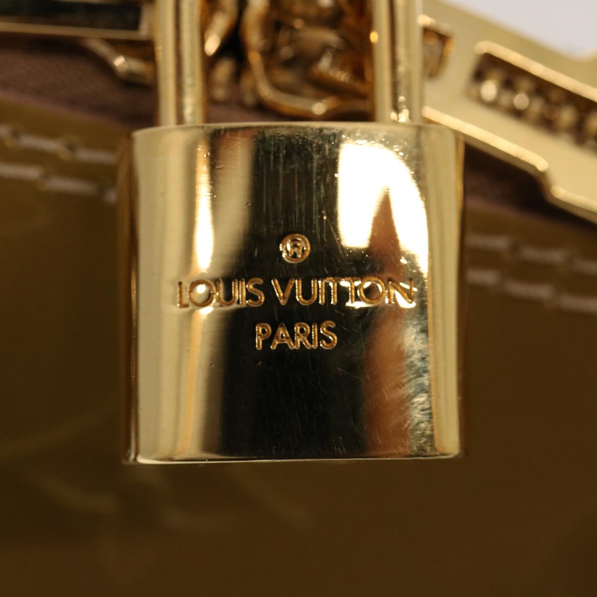 LOUIS VUITTON Monogram Vernis Alma PM Hand Bag Beige Poodle M91751 LV 77194