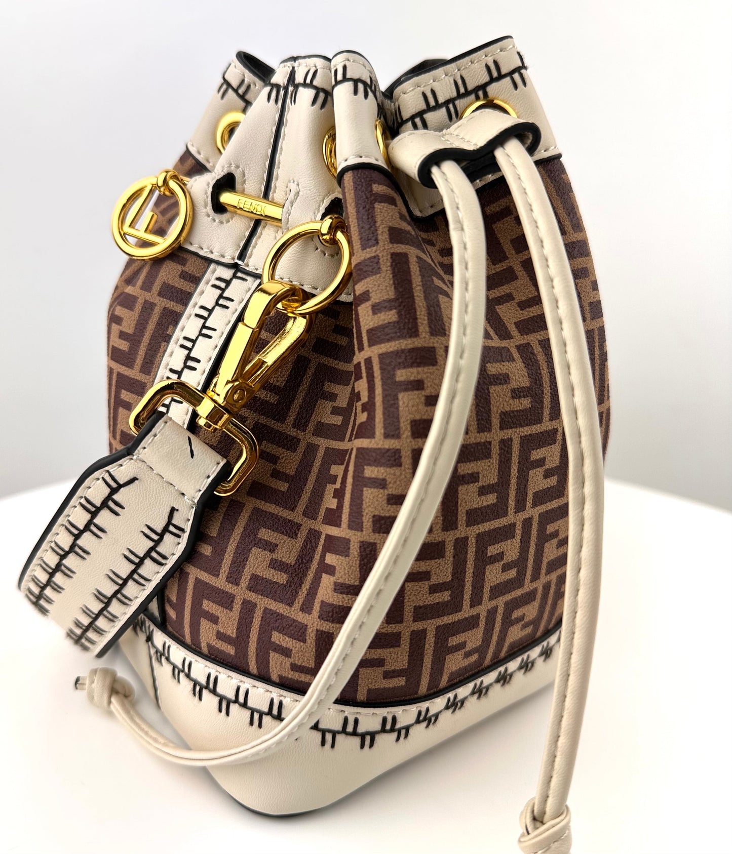 Fendi  Mon Tresor bucket bag in suede with FF logo