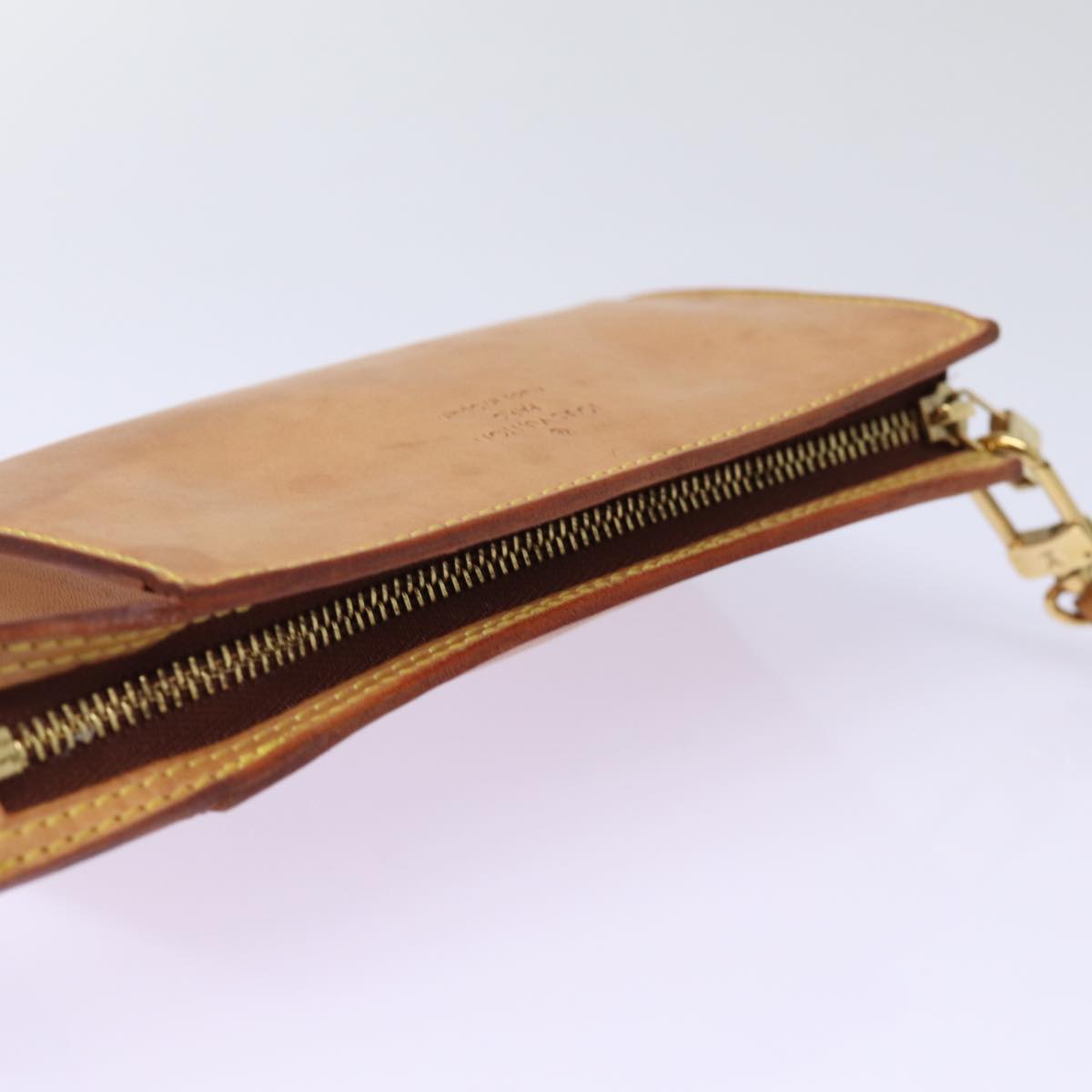 LOUIS VUITTON Nomad Cabas Ambre PM Pouch Leather Beige M92502 LV 77251