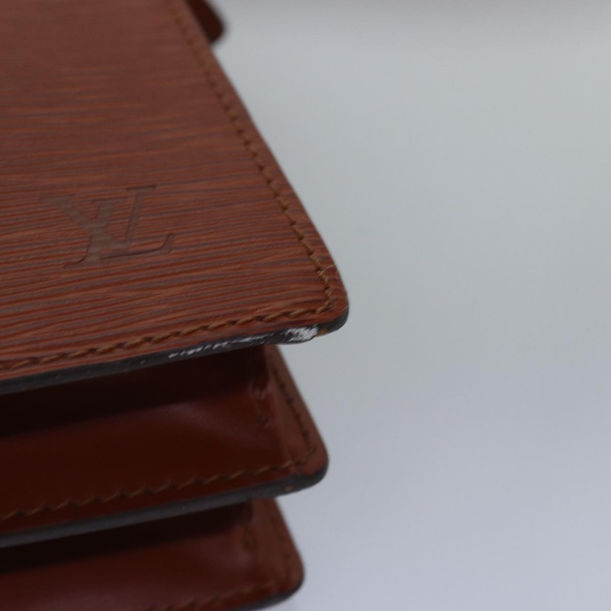 LOUIS VUITTON Epi Angian Clutch Bag Brown M52113 LV 77265