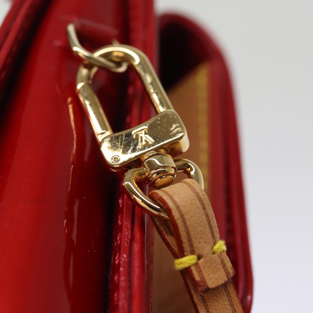 LOUIS VUITTON Monogram Vernis Motto Accessory Pouch Red M91137 LV 77464