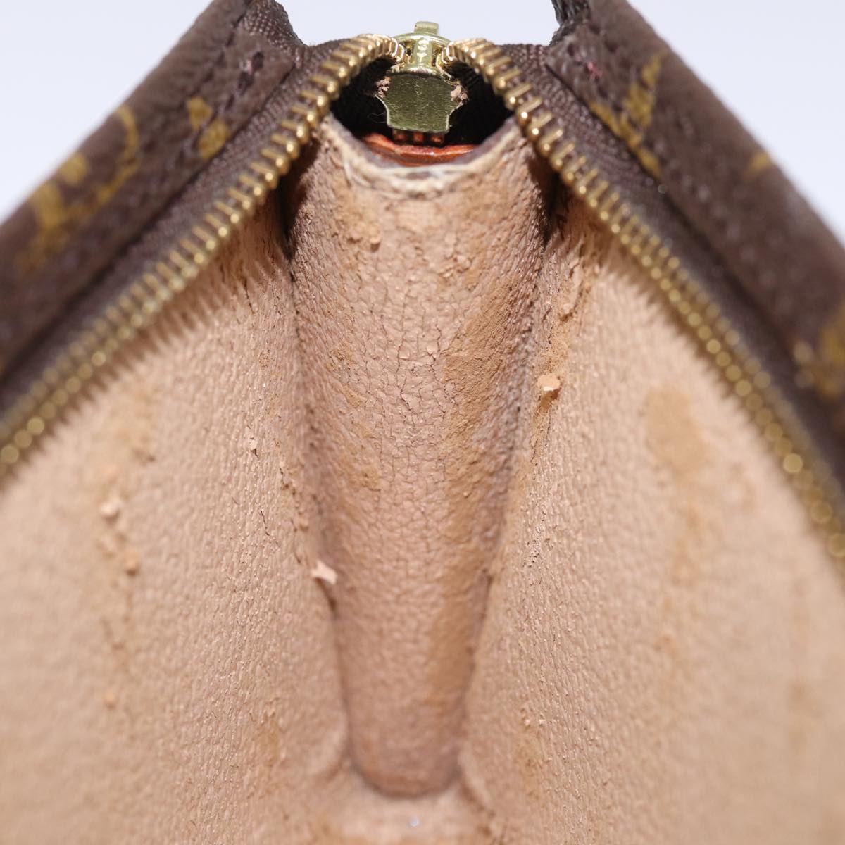 LOUIS VUITTON Monogram Bucket PM Pouch Accessory Pouch LV 77526