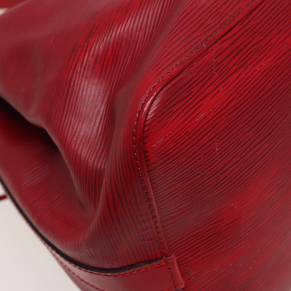 LOUIS VUITTON Epi Petit Noe Shoulder Bag Red M44107 LV 77898