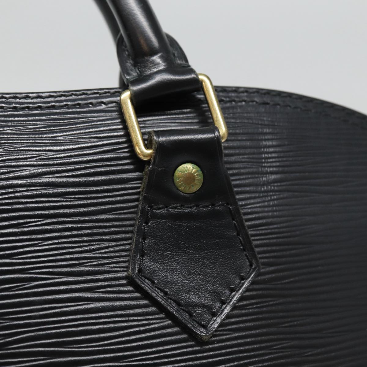 LOUIS VUITTON Epi Alma Hand Bag Black M52142 LV 77908