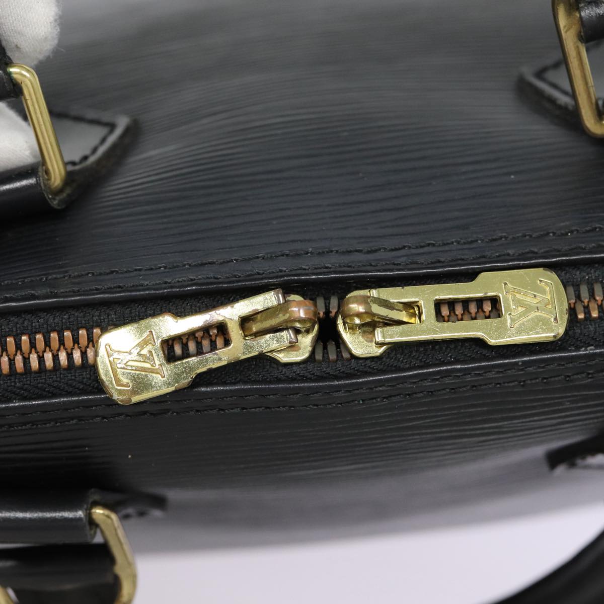 LOUIS VUITTON Epi Alma Hand Bag Black M52142 LV 77908