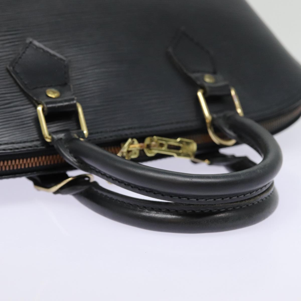 LOUIS VUITTON Epi Alma Hand Bag Black M52142 LV 77908