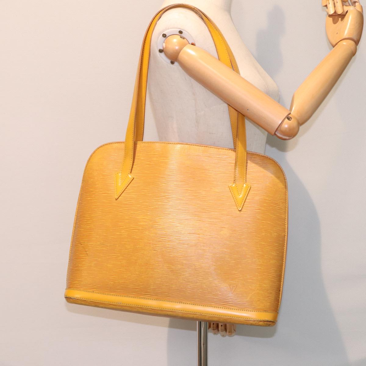 LOUIS VUITTON Epi Lussac Shoulder Bag Yellow M52289 LV 78050