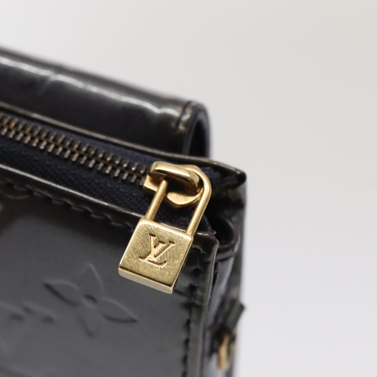 LOUIS VUITTON Monogram Vernis Motto Accessory Pouch Andigo LV 78355