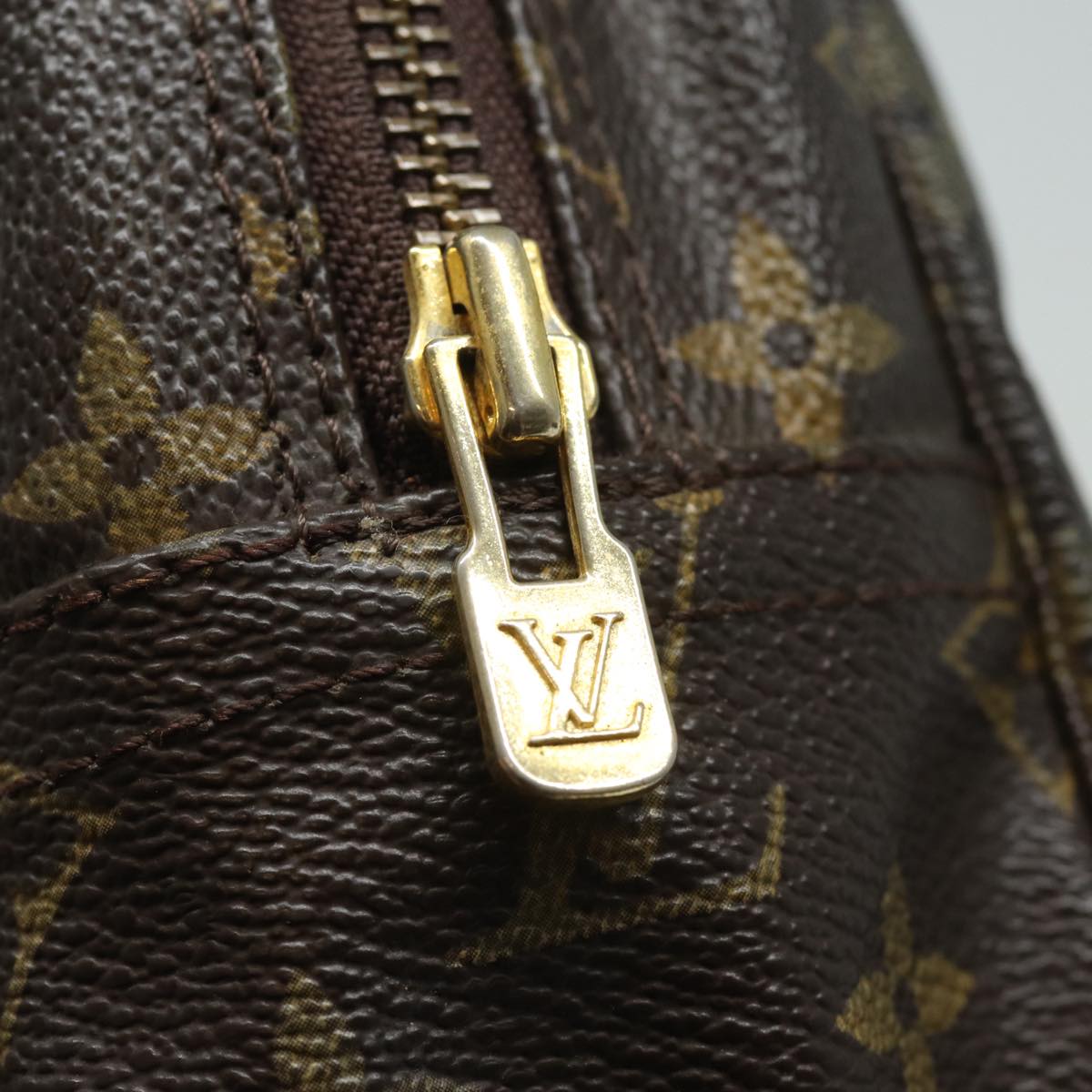 LOUIS VUITTON Monogram Trousse Toilette 28 Clutch Bag M47522 LV 78383