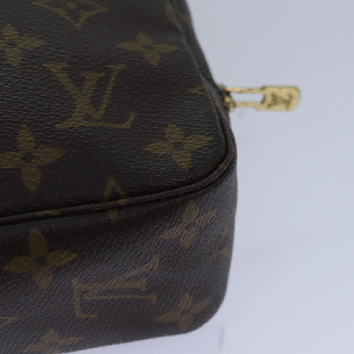 LOUIS VUITTON Monogram Trousse Toilette 23 Clutch Bag M47524 LV 78495