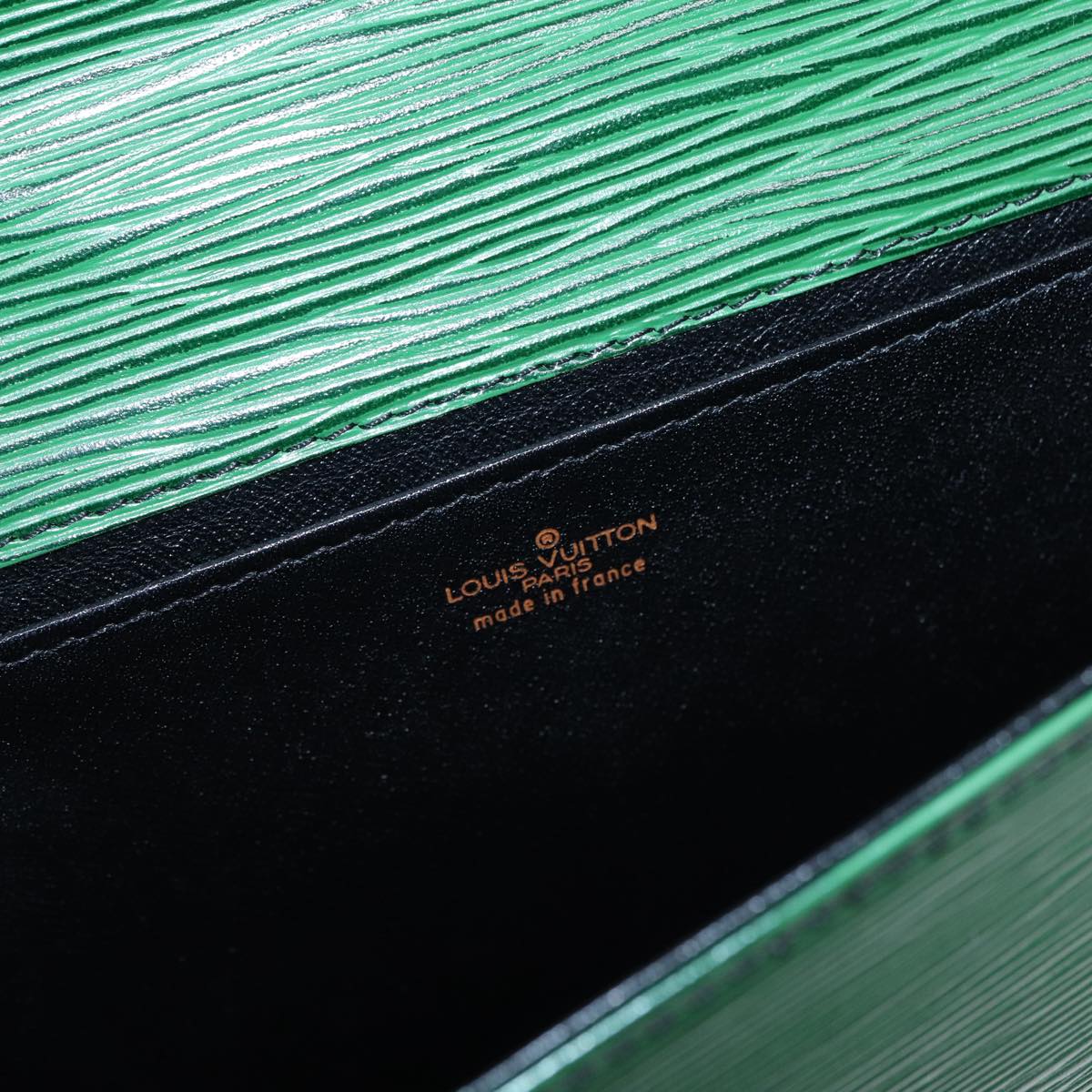 LOUIS VUITTON Epi Jena Clutch Bag Green M52724 LV 78574