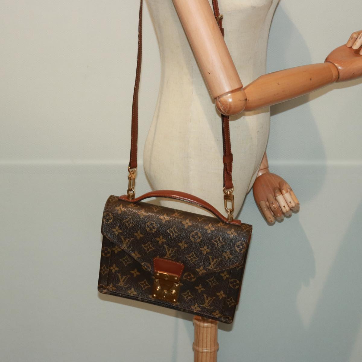 LOUIS VUITTON Monogram Monceau 26 Shoulder Bag M51187 LV 78670
