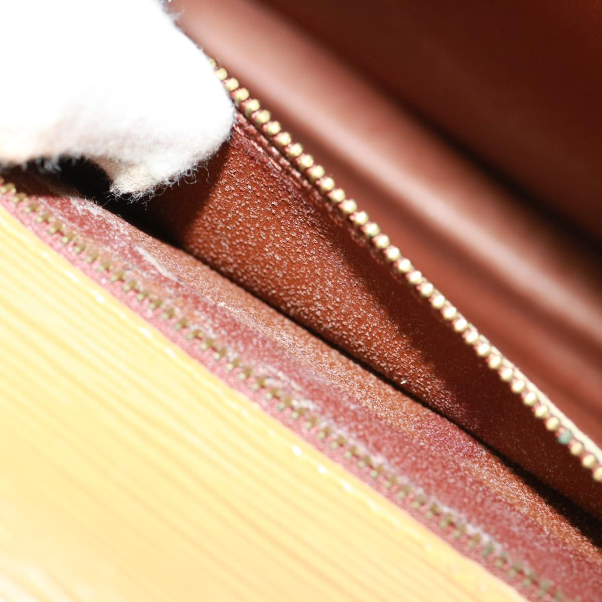 LOUIS VUITTON Epi Serviette Conseiller Briefcase Beige M54429 LV 78690