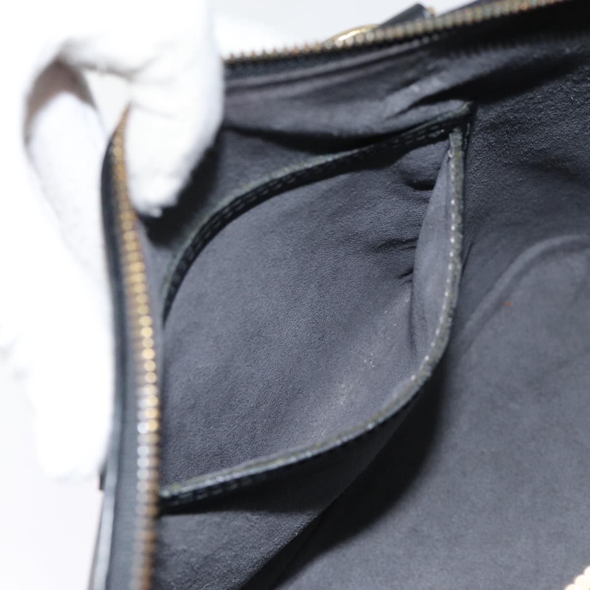 LOUIS VUITTON Epi Alma Hand Bag Black M52142 LV 78691